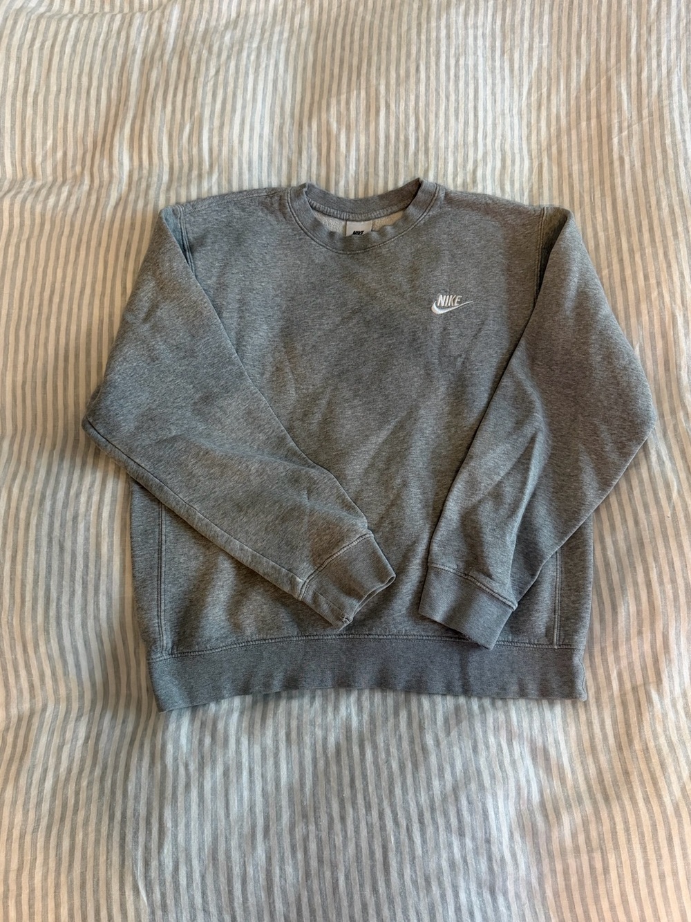 Nike Grey Crewneck Sweatshirt